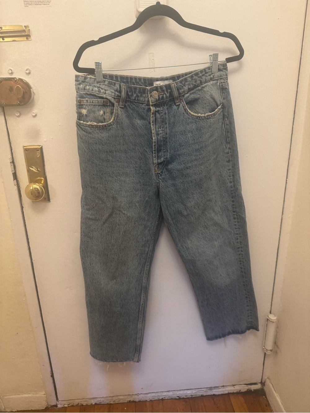 ZARA Men’s Straight Leg Jeans in Light Blue Denim - Picture 2 of 7